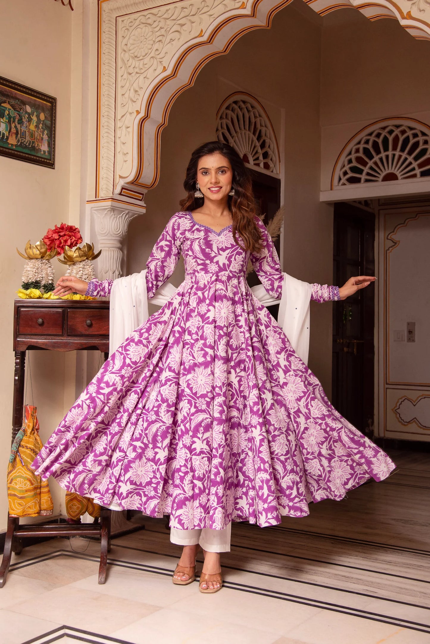 AABHA SUIT SET