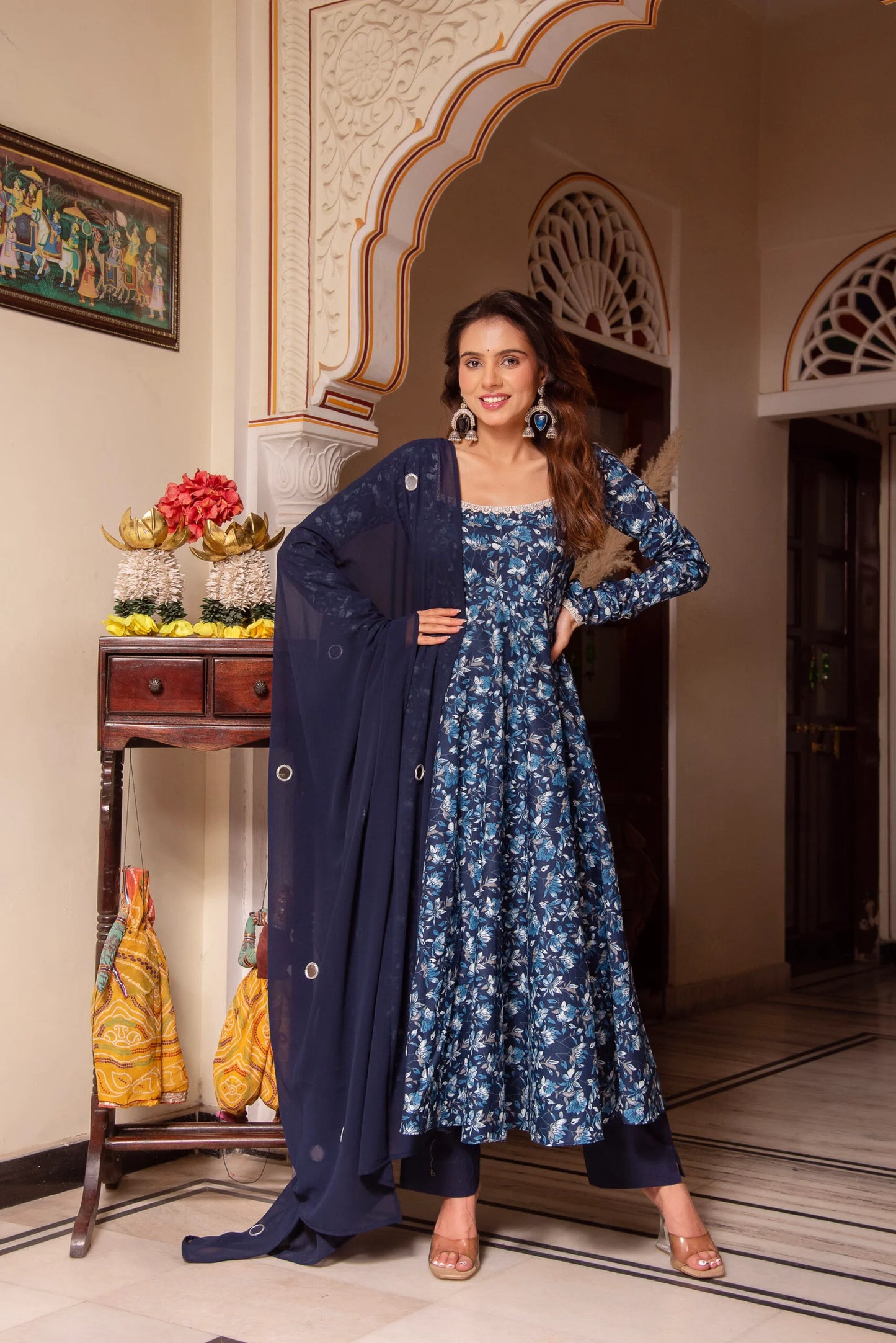 GULNAAR SUIT SET