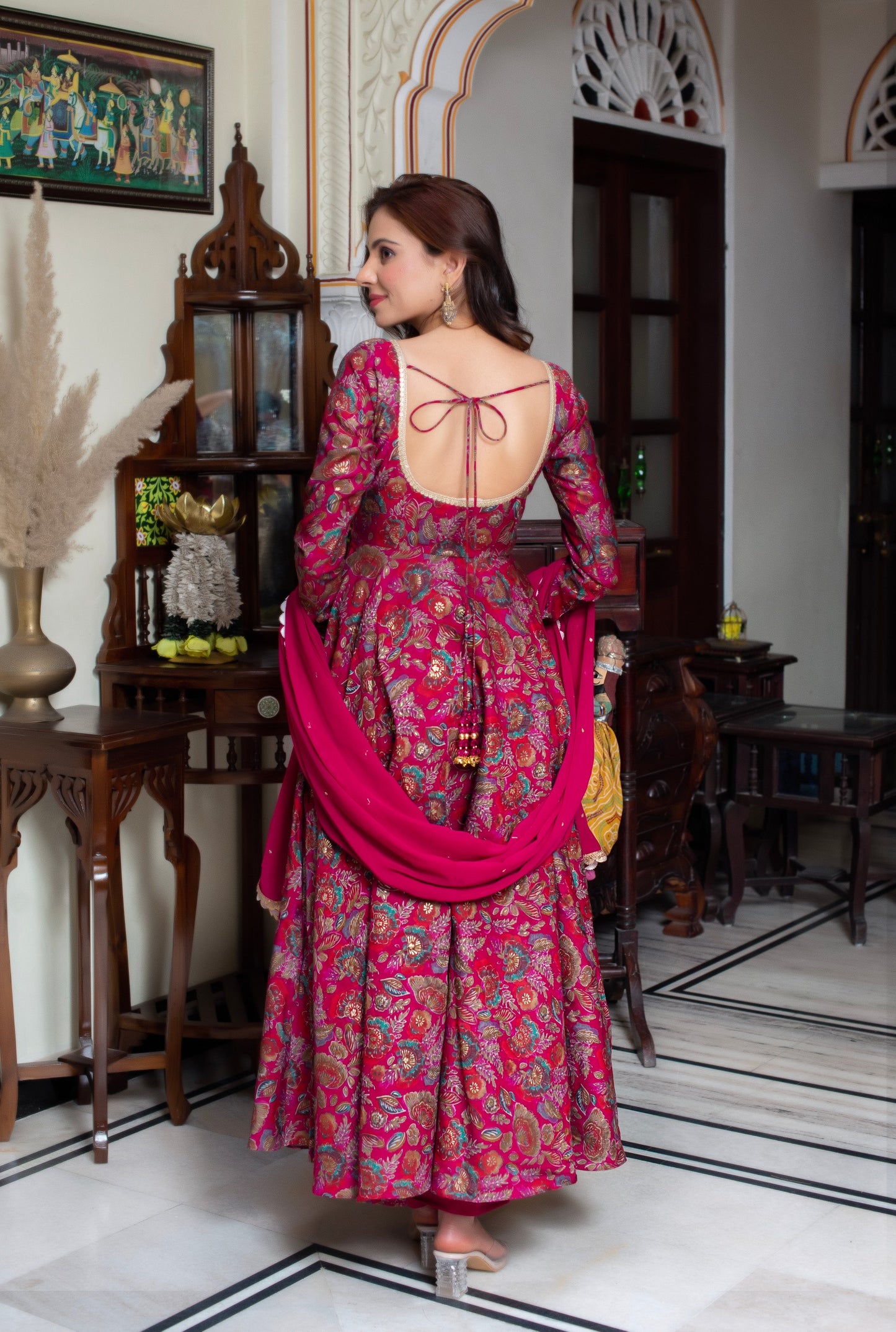 Aarohi Suit Set