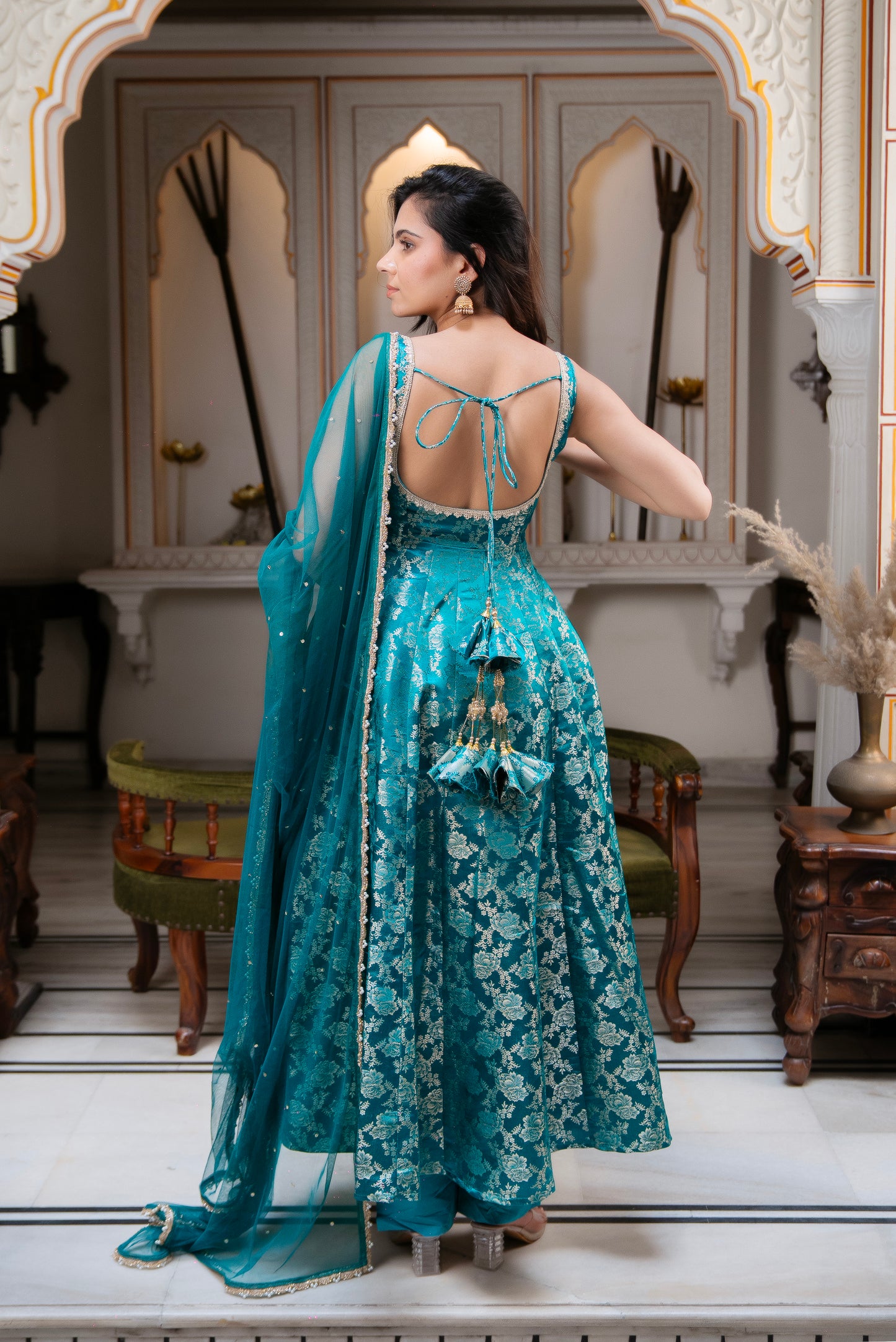 Tashi Suit Set