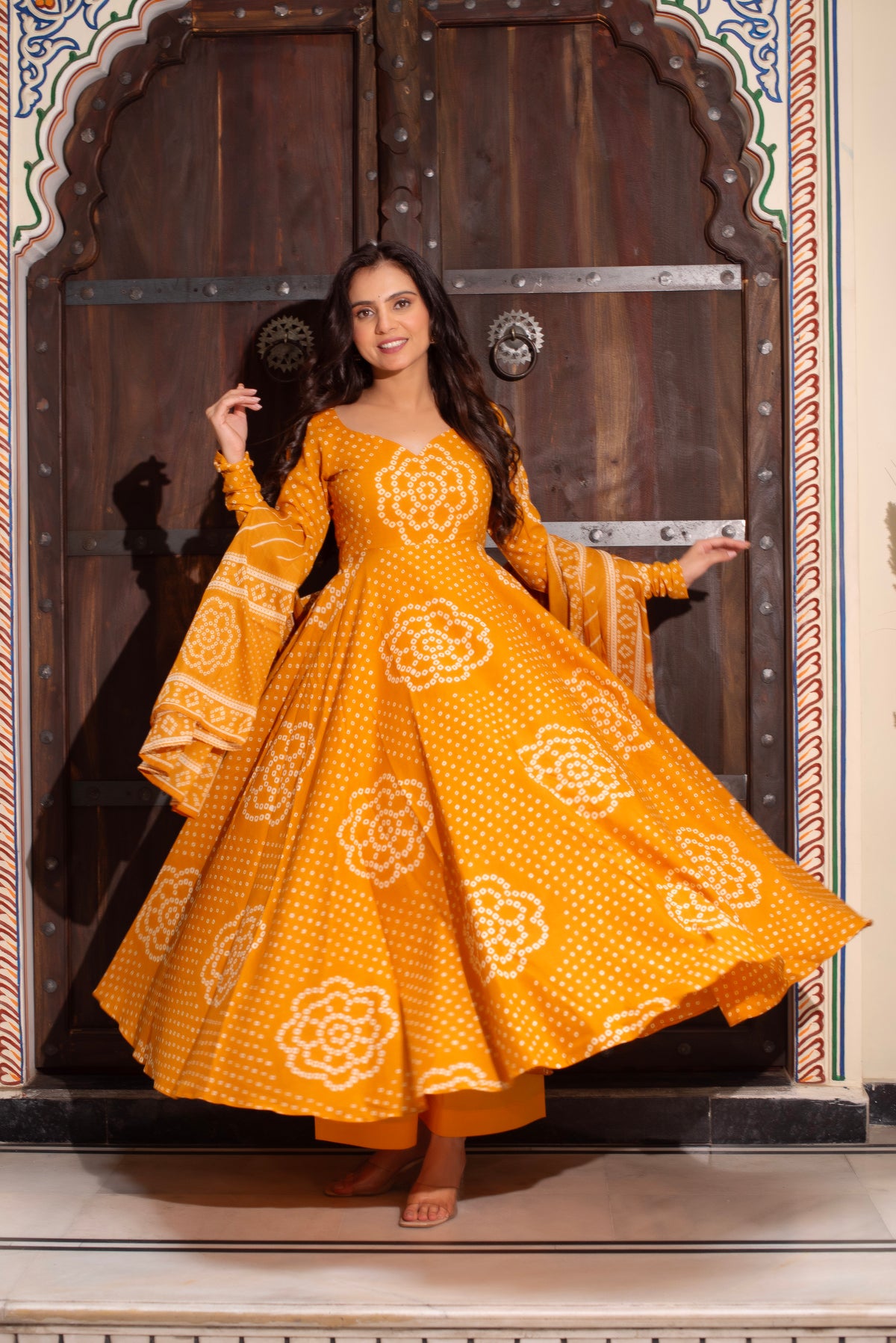 Ratan Suit Set