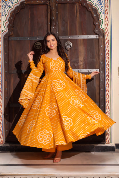 Ratan Suit Set