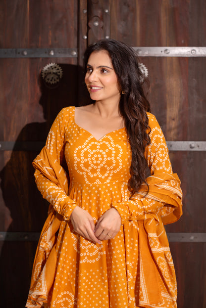 Ratan Suit Set
