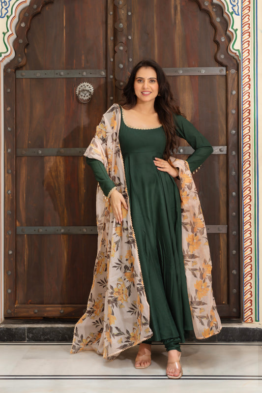 Vedika Suit Set