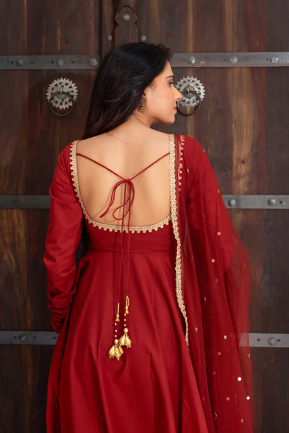 Gaurika Suit Set