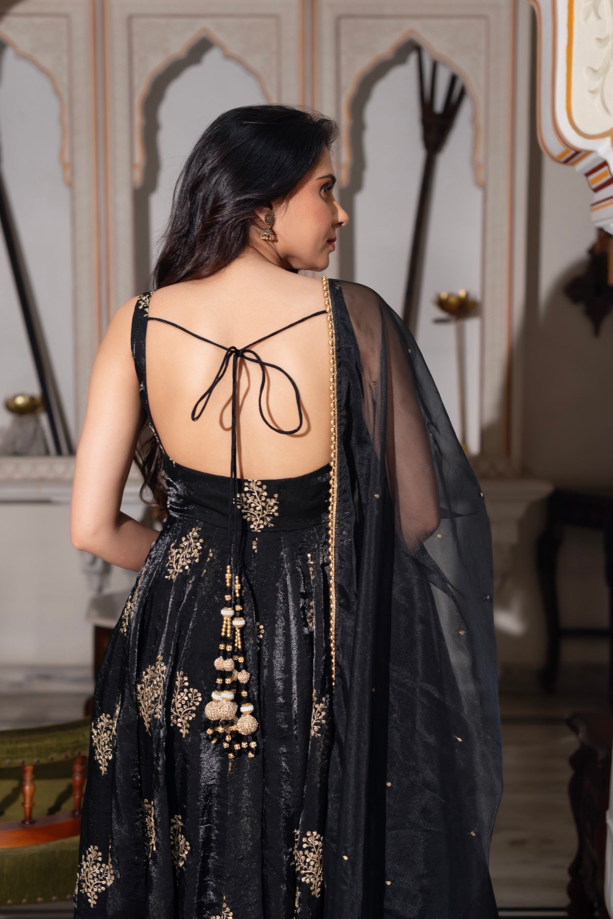Dolna Suit Set