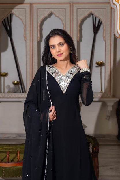 Nalini Suit Set