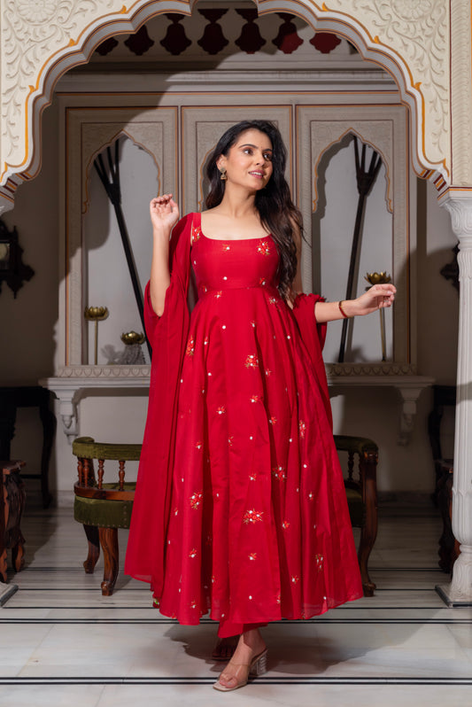 Chanda Suit Set