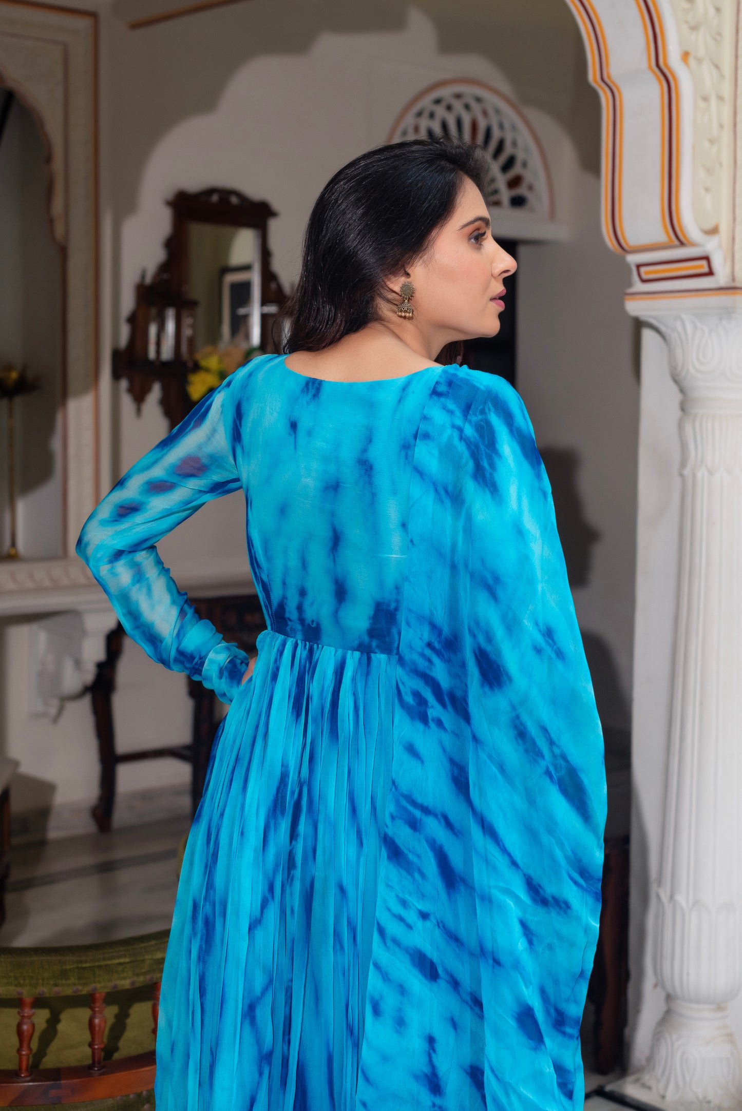 Rajvi Suit Set