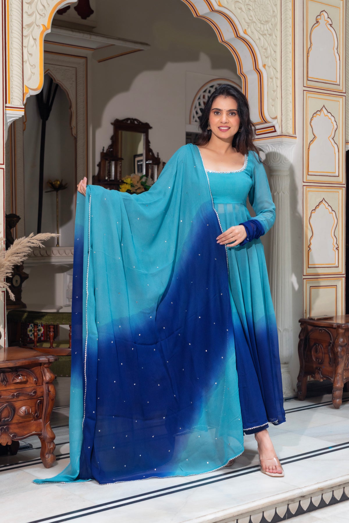 Neelima Suit Set