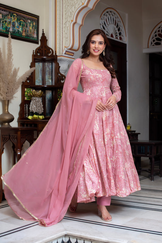Akshara Suit Set
