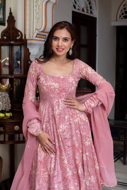 Akshara Suit Set
